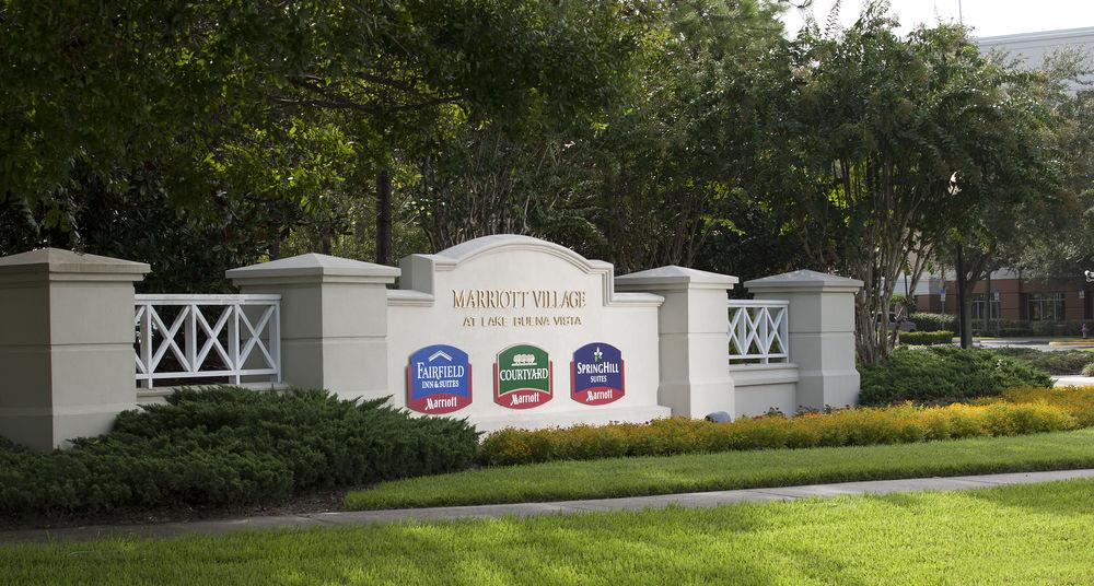 Courtyard By Marriott Orlando Lake Buena Vista In The Marriott Village Exterior photo