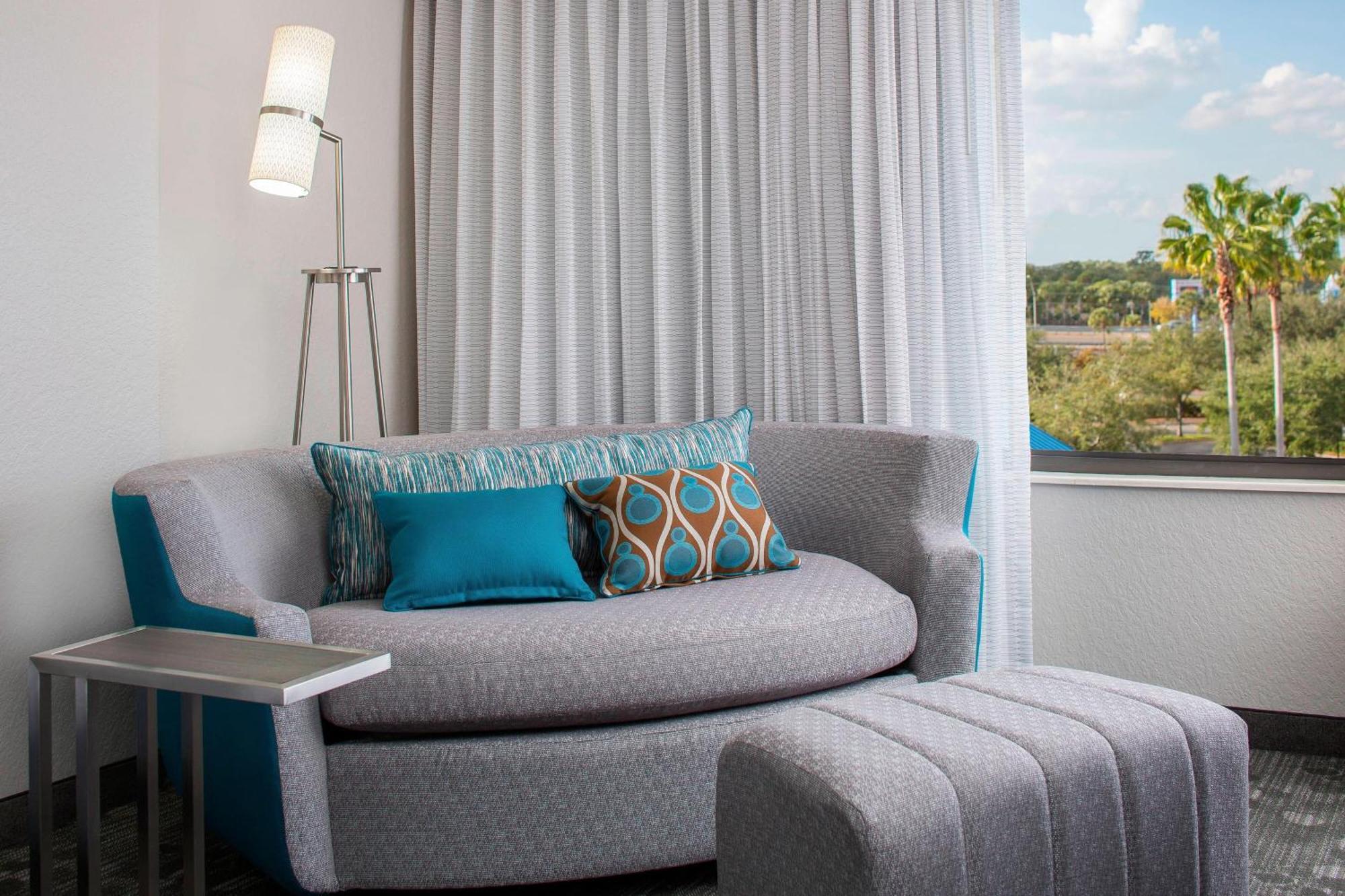 Courtyard By Marriott Orlando Lake Buena Vista In The Marriott Village Exterior photo