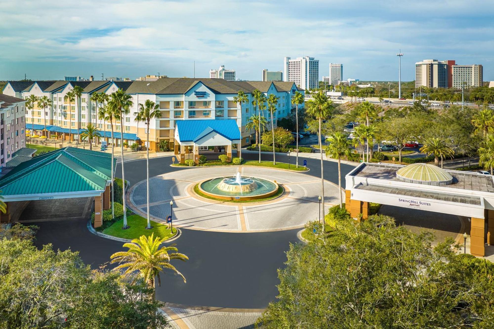 Courtyard By Marriott Orlando Lake Buena Vista In The Marriott Village Exterior photo