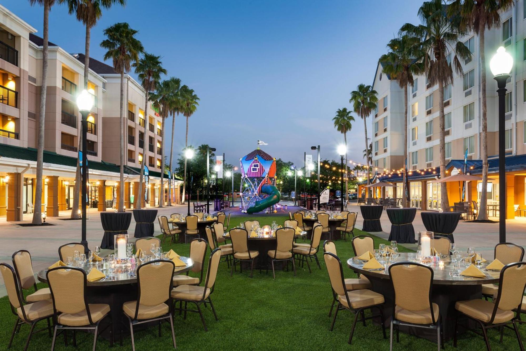 Courtyard By Marriott Orlando Lake Buena Vista In The Marriott Village Exterior photo