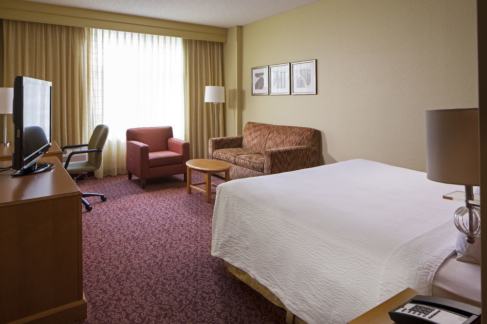 Courtyard By Marriott Orlando Lake Buena Vista In The Marriott Village Exterior photo